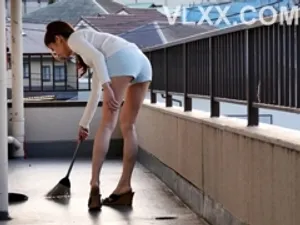 ở đậu nhà anh trai để đi thi, em Ông xã liều phang vợ sắp cưới của anh trai khi anh không có nhà